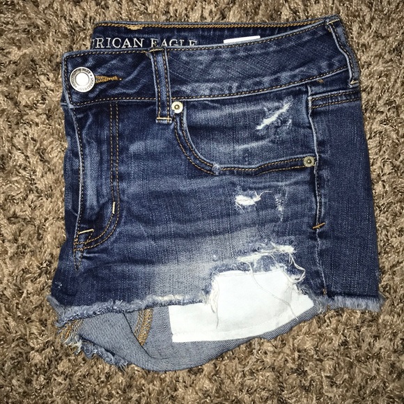 AEO SHORTS - Picture 2 of 2